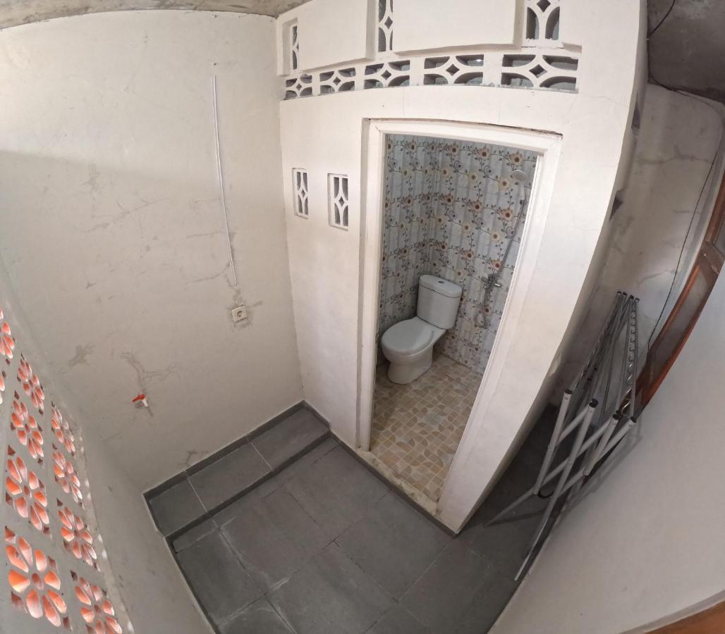 Ndalem Ngadimulyo Homestay Jogja Family Only Ngabean Exterior foto